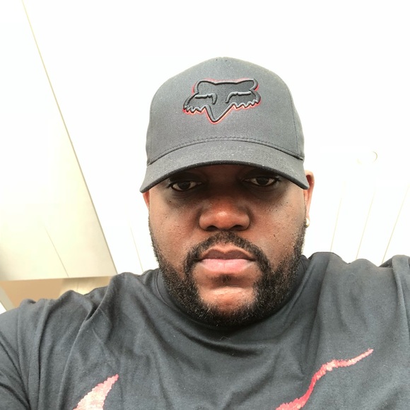 Meet your Posher, Marlon - Picture 4 of 6